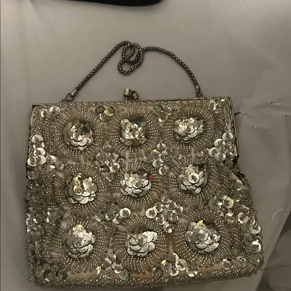 Bundle of Vintage Black & silver Beaded Evening Clutch - Elegant Women's Bag. - Picture 7 of 14